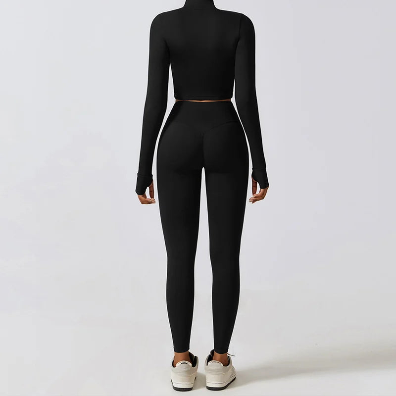 Yoga-sett med sportsleggings, sømløs design og 3 deler. Perfekt for trening og fitness.