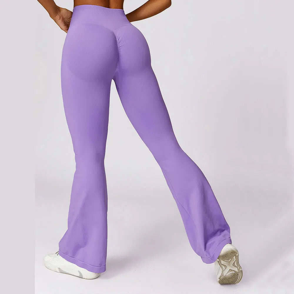 Flare leggings – sømløse yoga-bukser med høyt liv, brede ben og perfekt for trening eller casual bruk.